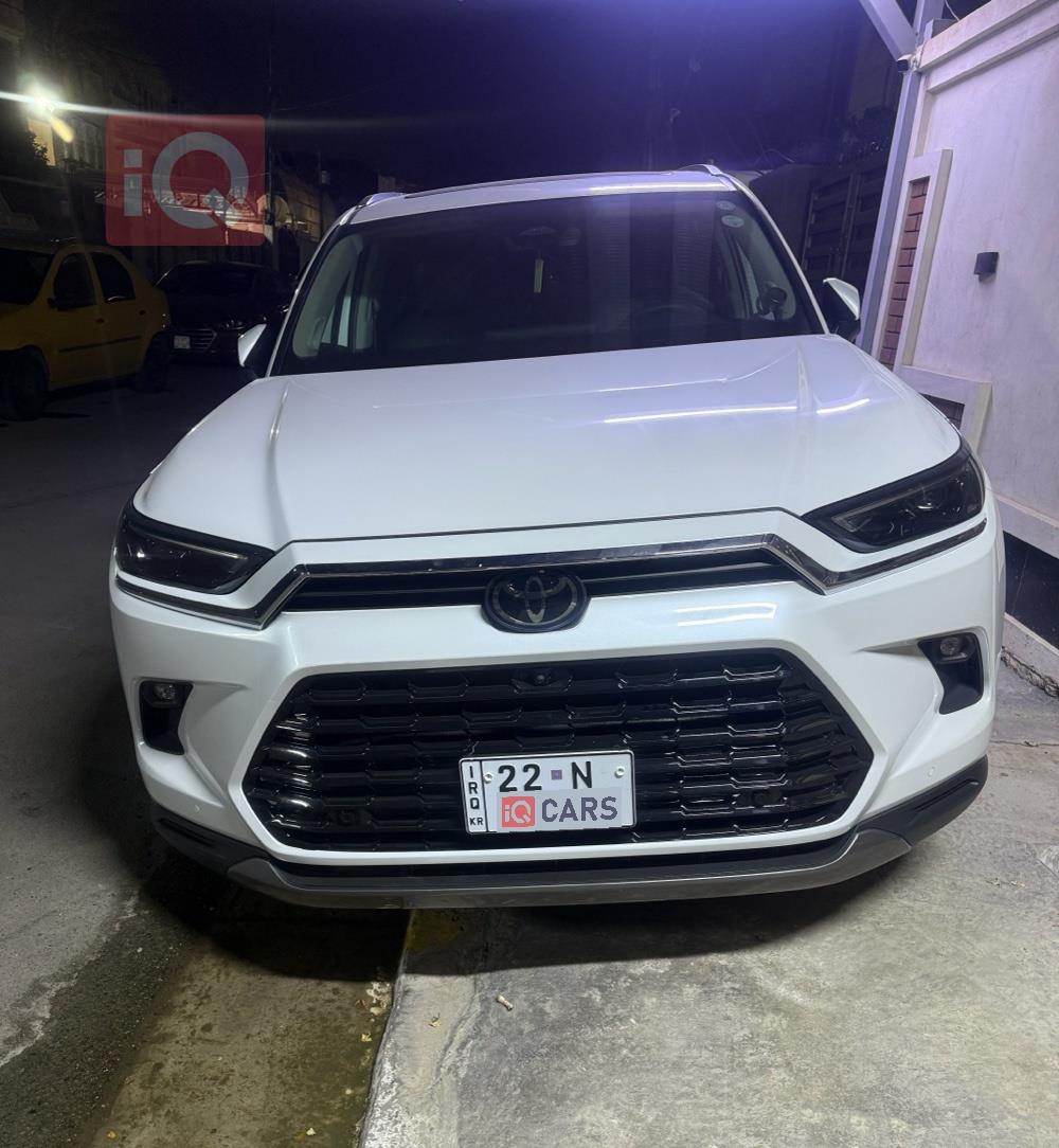 تۆیۆتا گراند هایلاندەر